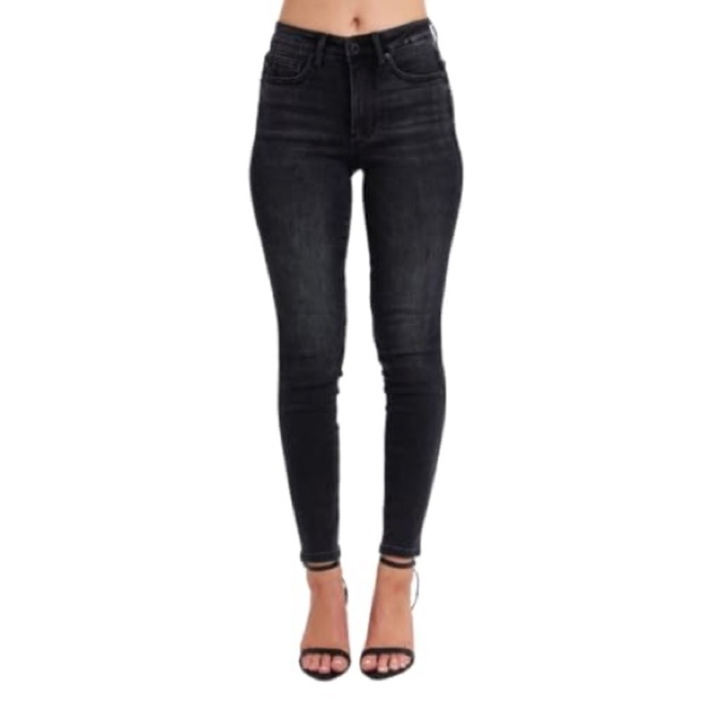 30. Joe's Jeans Women's Skinny Distressed Black Denim Size 26 NWT